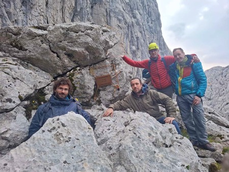 Avtorji smeri Sine so Matjaž Dušič, Matic Grudnik in Tadej Grudnik iz Nazarij ter Matija Kočnar iz Bočne.
